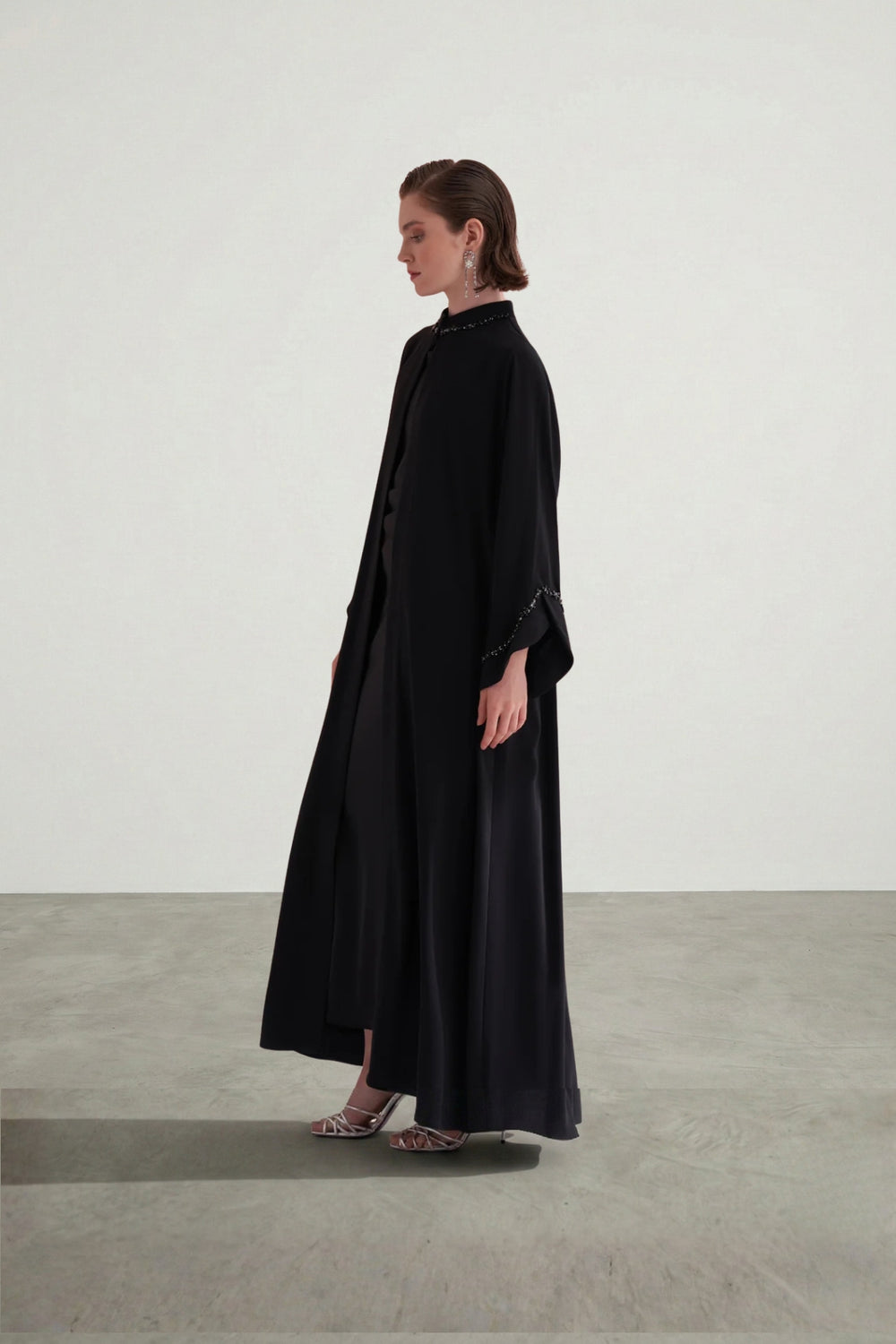 Nocturne Élan Modest Open Abaya | Black 