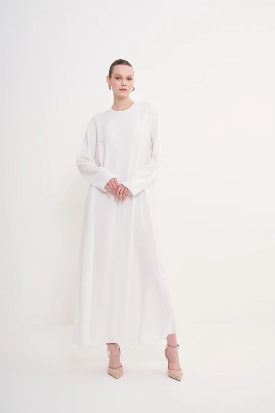 Timeless Noir Modest Abaya | White